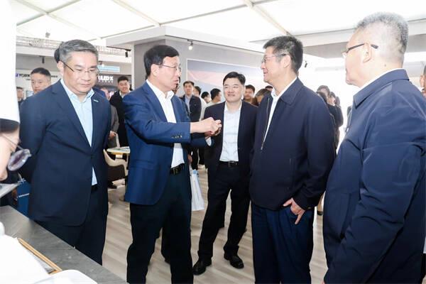 全国消费品以旧换新行动—山东站暨2024全国家电消费季启动仪式在青岛举办(图3)