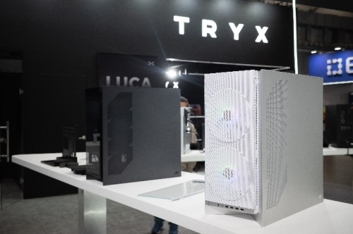 TRYX创氪星系2024COMPUTEX现场展出MINIITX机箱SPES引围观(图3)