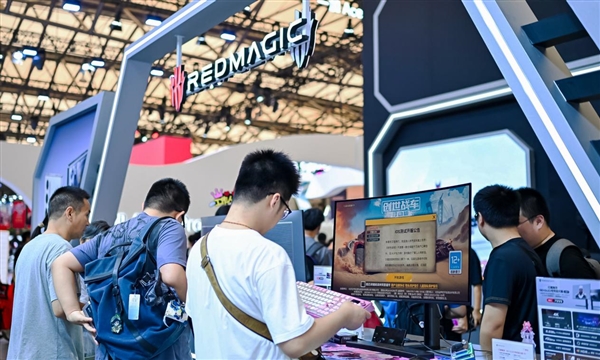 极致电竞尽在红魔！2024ChinaJoy全面展示最强电竞装备阵容(图10)