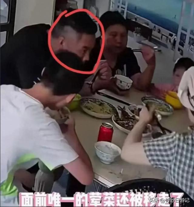 PG电子平台浙江后妈40º高温关风扇后续：爸爸愤怒砍沙发！在走离婚流程了！(图6)