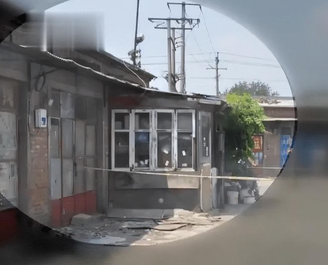 一家4口一夜之间死亡3人调查期间警察差点中招都因电风扇?(图2)