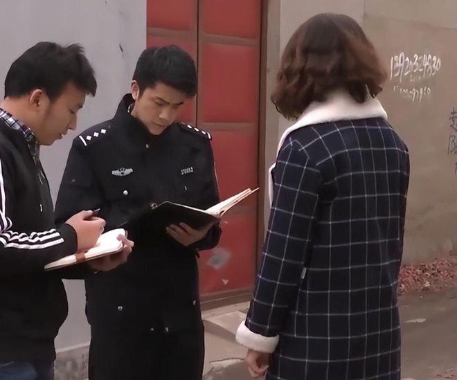 一家4口一夜之间死亡3人调查期间警察差点中招都因电风扇?(图9)