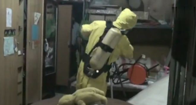 一家4口一夜之间死亡3人调查期间警察差点中招都因电风扇?(图12)