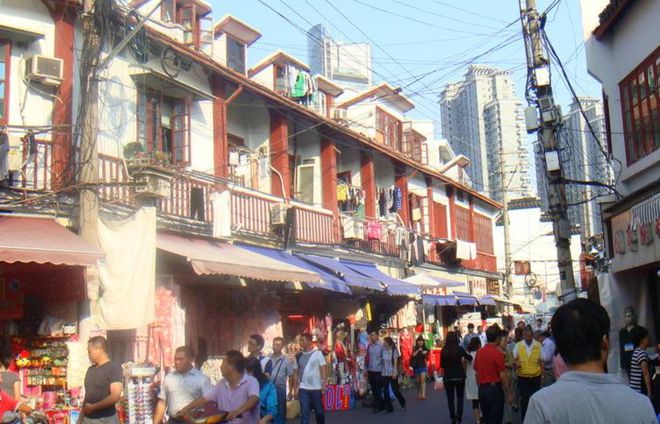 夜市摆摊遭遇诡异电风扇得知真相后竟然拿我镇宅原因是(图2)