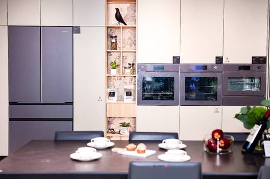 AWE2025领航家电家居一体化新时代(图1)