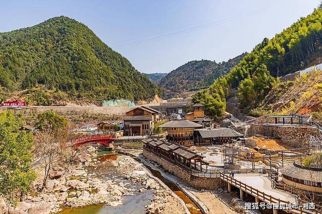 江西当地旅行团五天四晚行程两个人去江西最佳参团游玩线路推荐(图3)