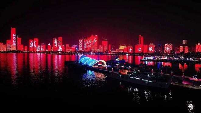 苏超场外最大“显眼包”闷声拿走200亿(图12)