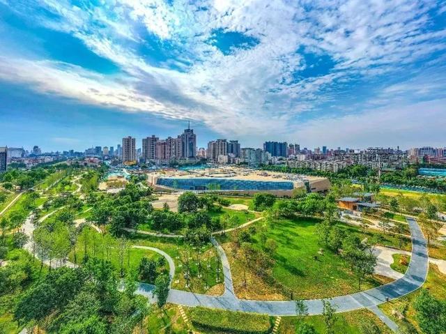 PG电子网站郑州招聘微短剧人才！日薪最高3万元岗位要求及人数公布(图3)