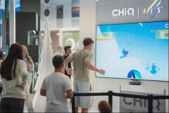 全球首次亮相！长虹熊猫主题家电在IFA展上惊艳外国友人(图8)