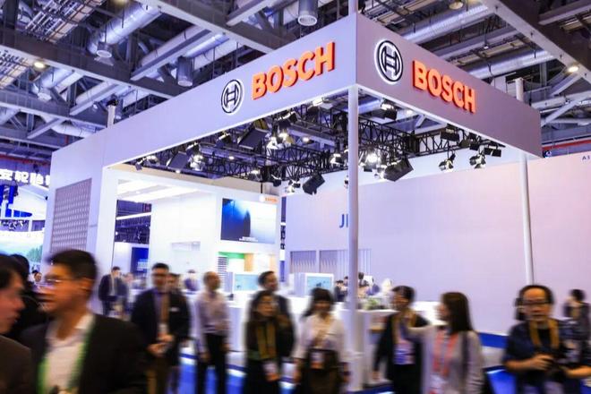 PG平台进博会“老朋友”博世揭秘：全球最小颗粒物传感器→(图1)