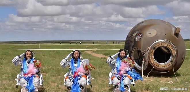 技不如人？为何神舟返回舱回来满身焦黑美国返回舱却白白净净(图2)