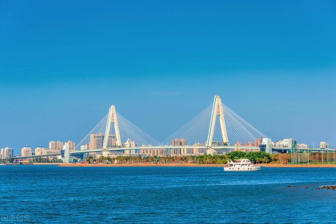 PG电子网站海南封关引爆全网！新加坡中转降11%中国改写全球贸易格局(图18)