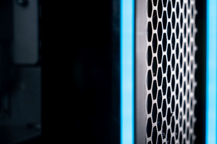 Alienware外星人Area-51游戏台式机体验：Ultra9+RTX5080不止于“大”(图4)