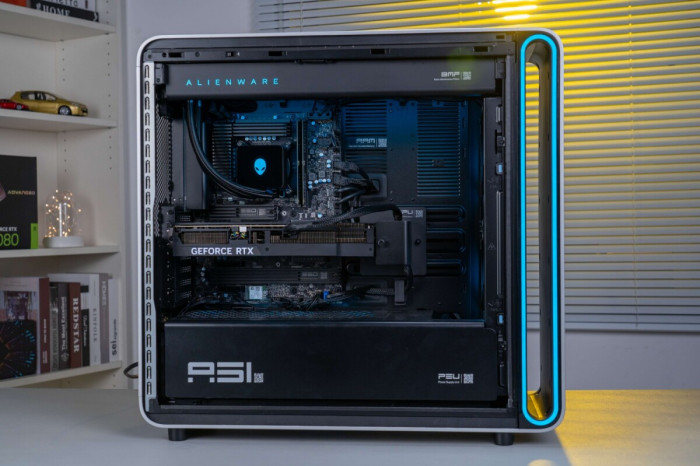 Alienware外星人Area-51游戏台式机体验：Ultra9+RTX5080不止于“大”(图12)